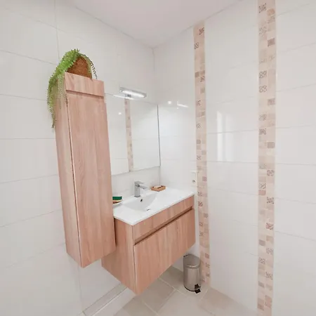 2 A La Avec Vue * Кане